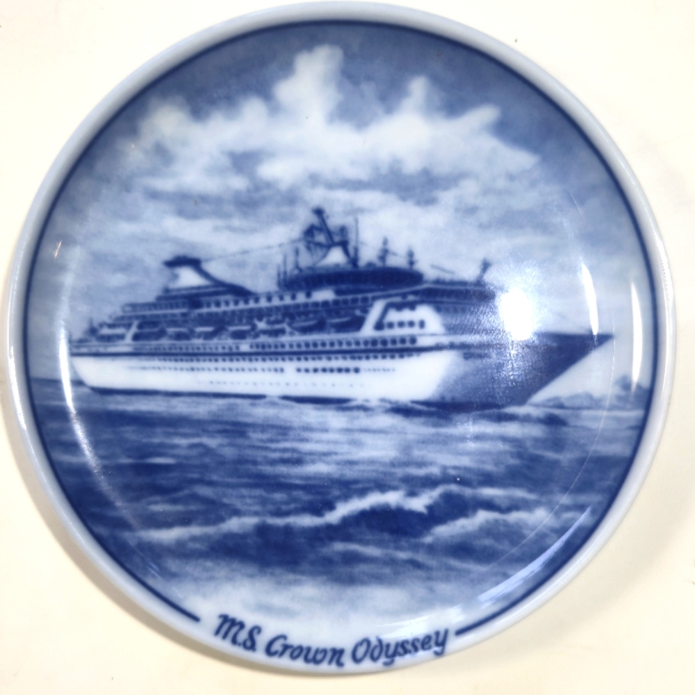 Berlin Design - Royal Cruise Line Limited Edition Porcelain Plate 1988